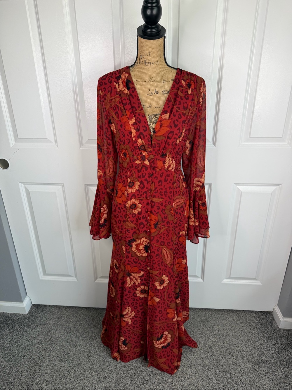Dress Forum NWT Floral Leopard Print Maxi Dress Size L Boho Romantic - Picture 10 of 17